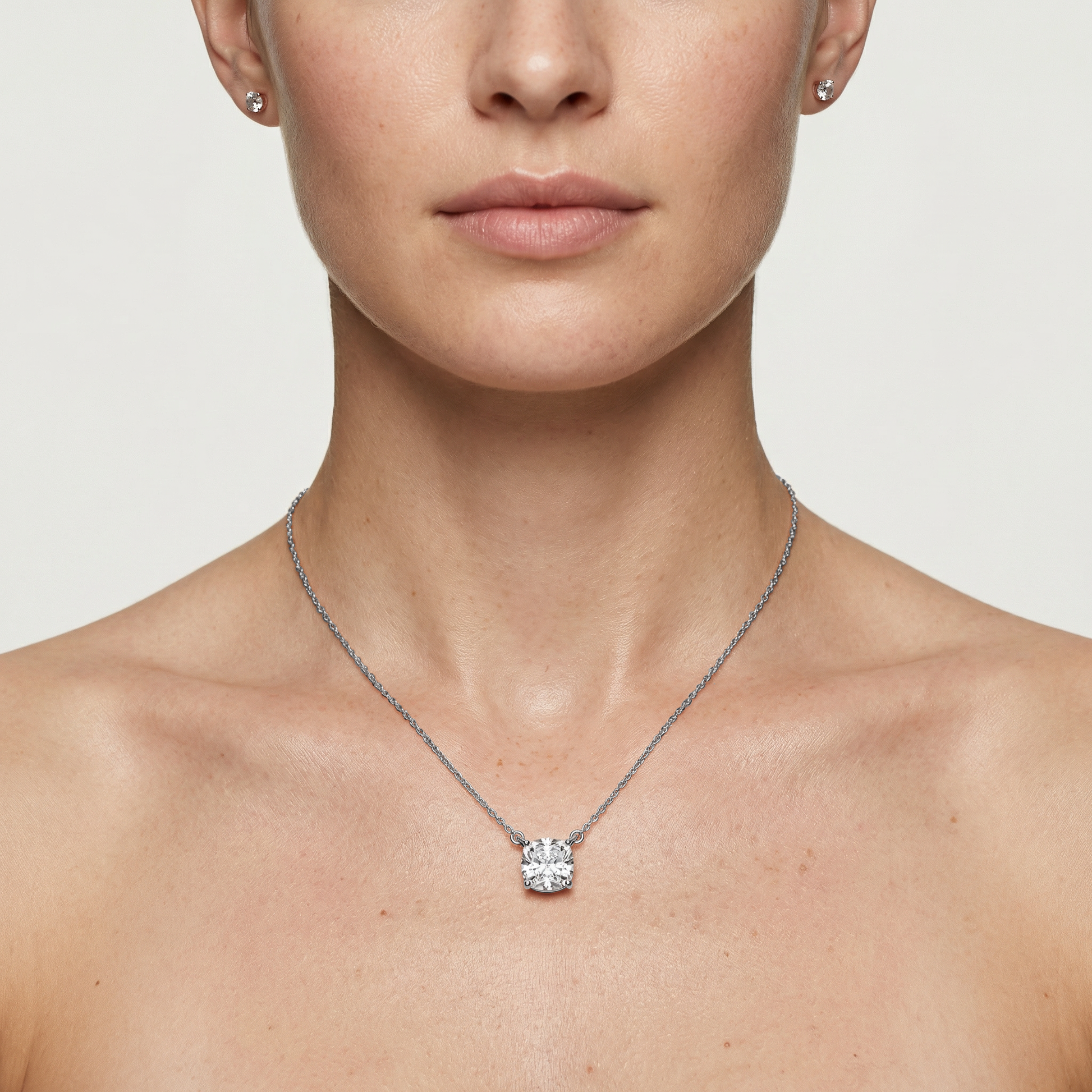 Lovea Carla Anhänger – Kissenschliff – Weißgold