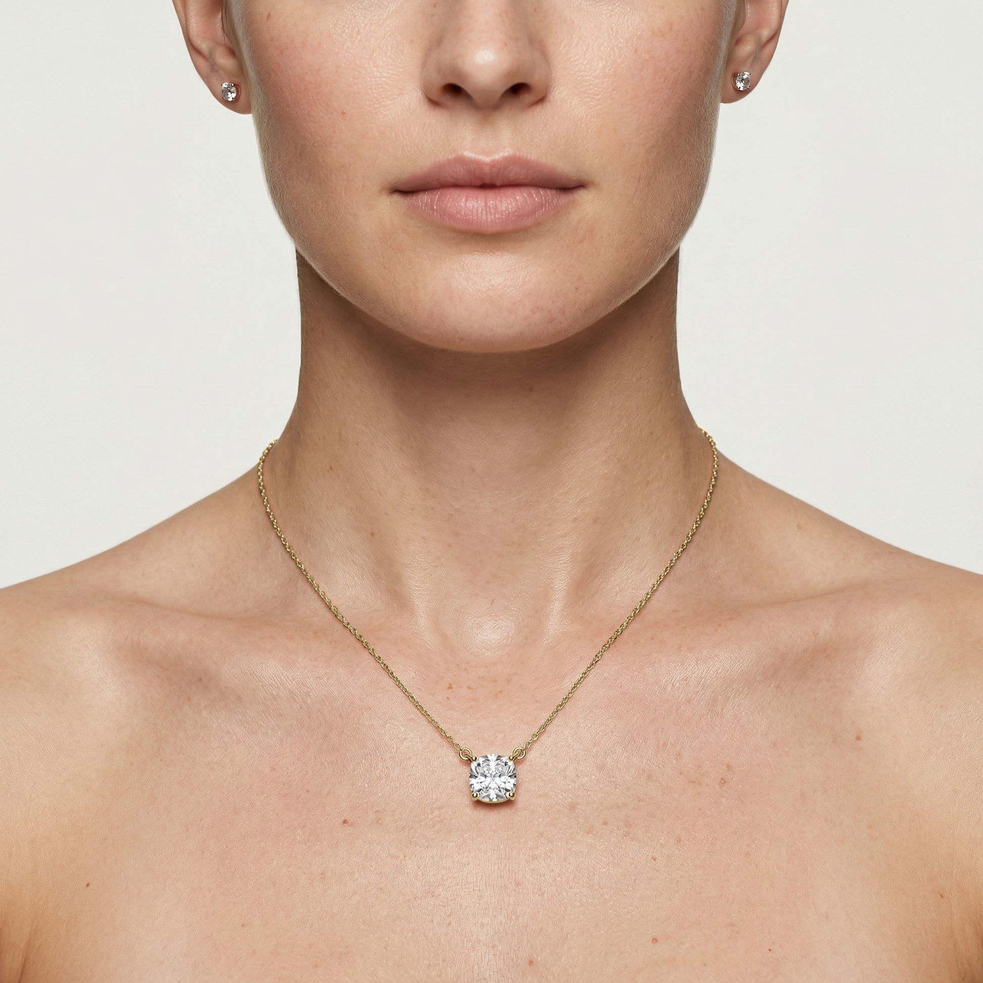 Lovea Carla Anhänger – Kissenschliff – Gelbgold