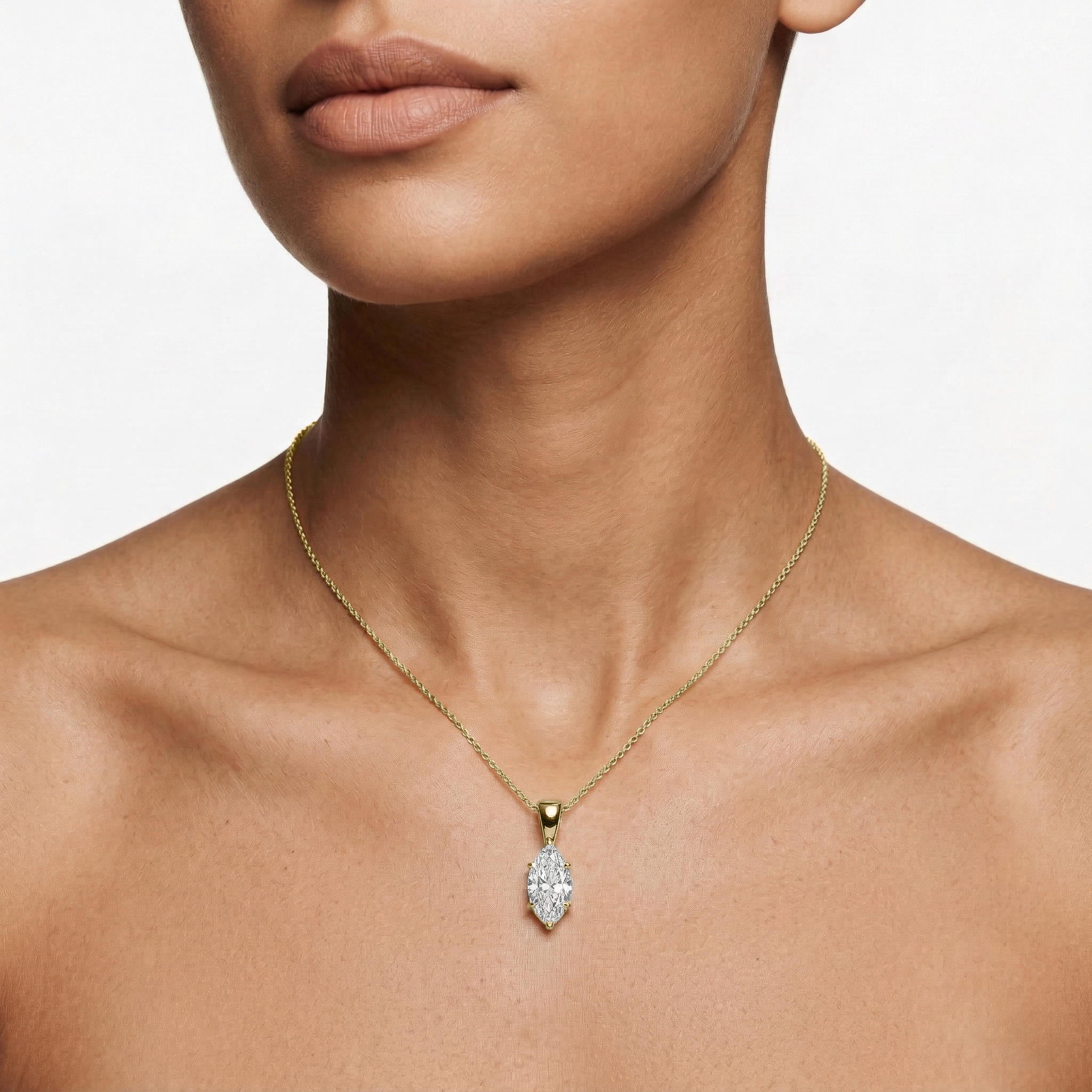 Lovea Mira Anhänger – Marquiseschliff – Gelbgold