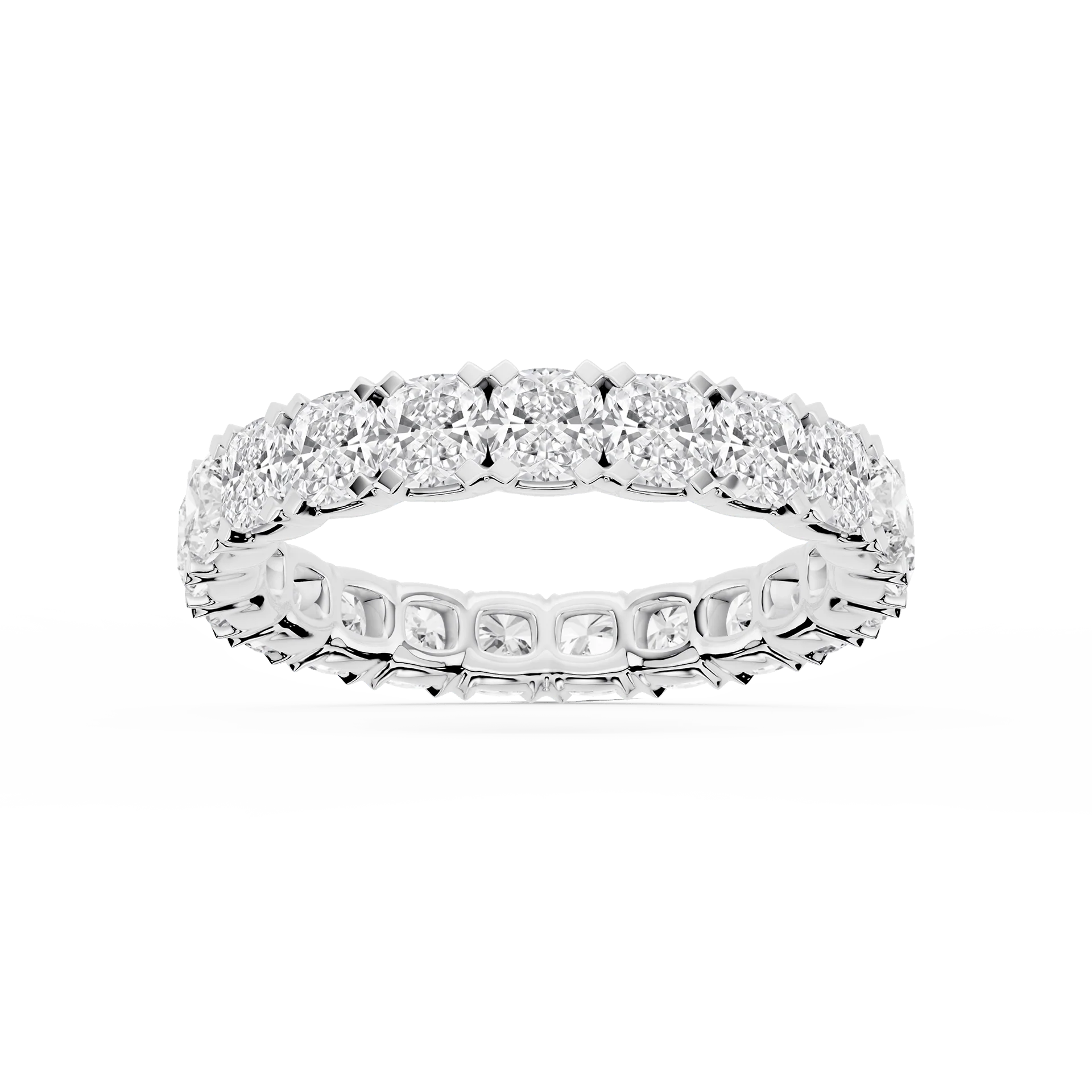Lovea Mathilda Eternity Ring Kissenschliff – Weißgold