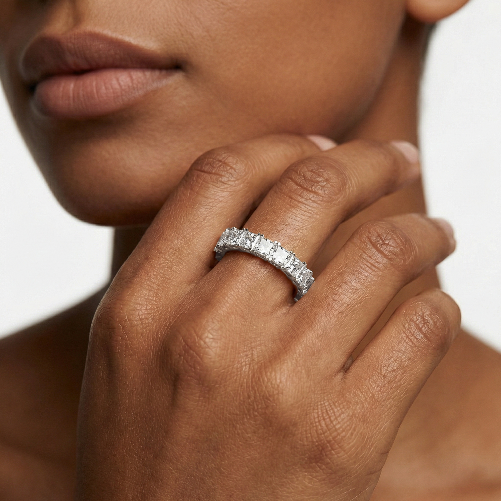 Lovea Mathilda Eternity Ring Prinzessschliff – Weißgold