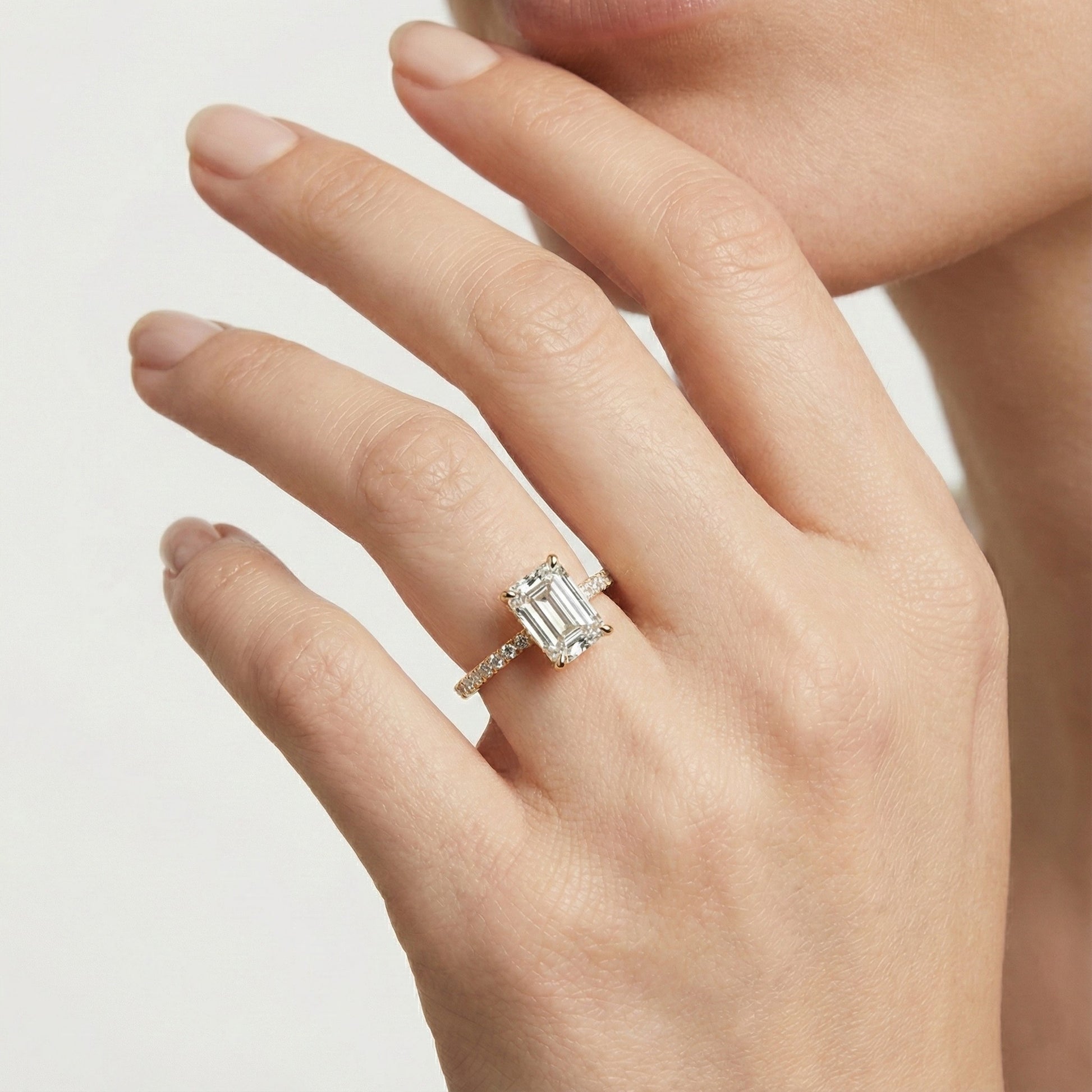 Charlotte Verlobungsring – Gelbgold