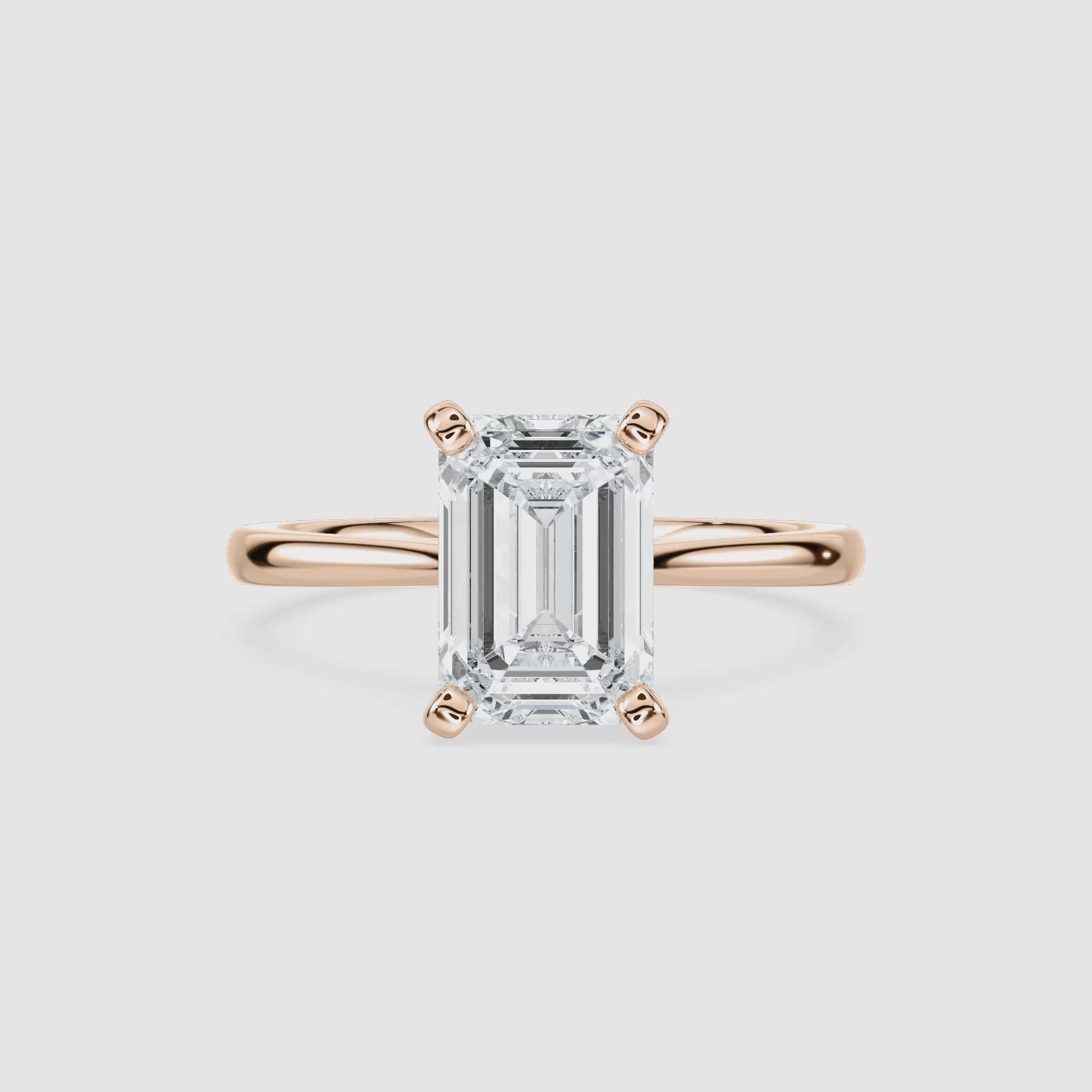 Video laden: Sophie Kathedrale-Solitaire Verlobungsring – Smaragdschliff – Roségold – Video