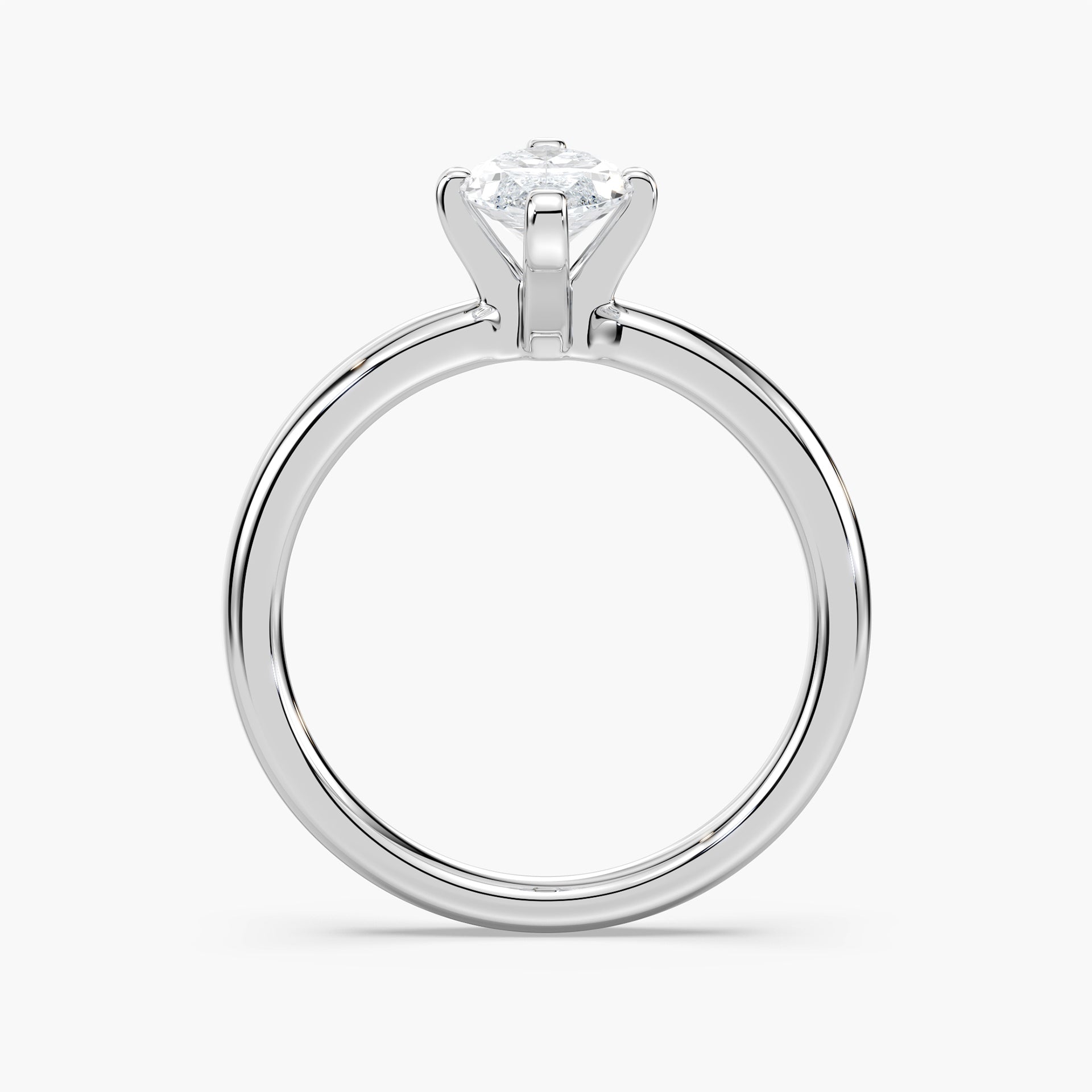 Emilia Solitaire Verlobungsring Marquiseschliff Hand – Lovea
