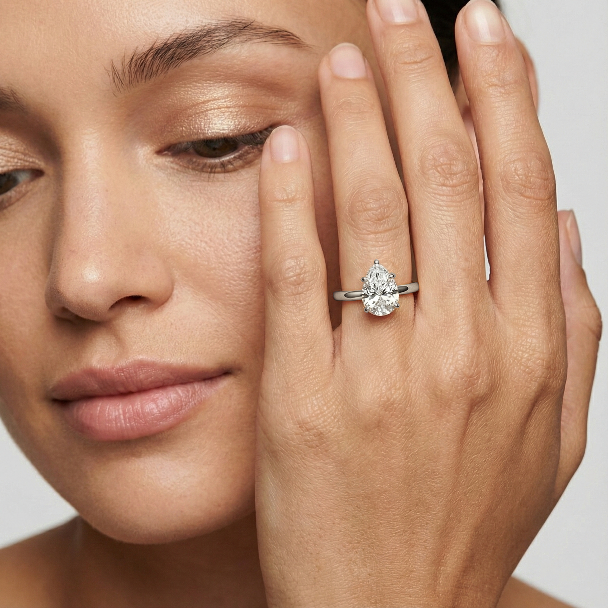 Emilia Solitaire Verlobungsring Tropfenschliff Detail – Lovea