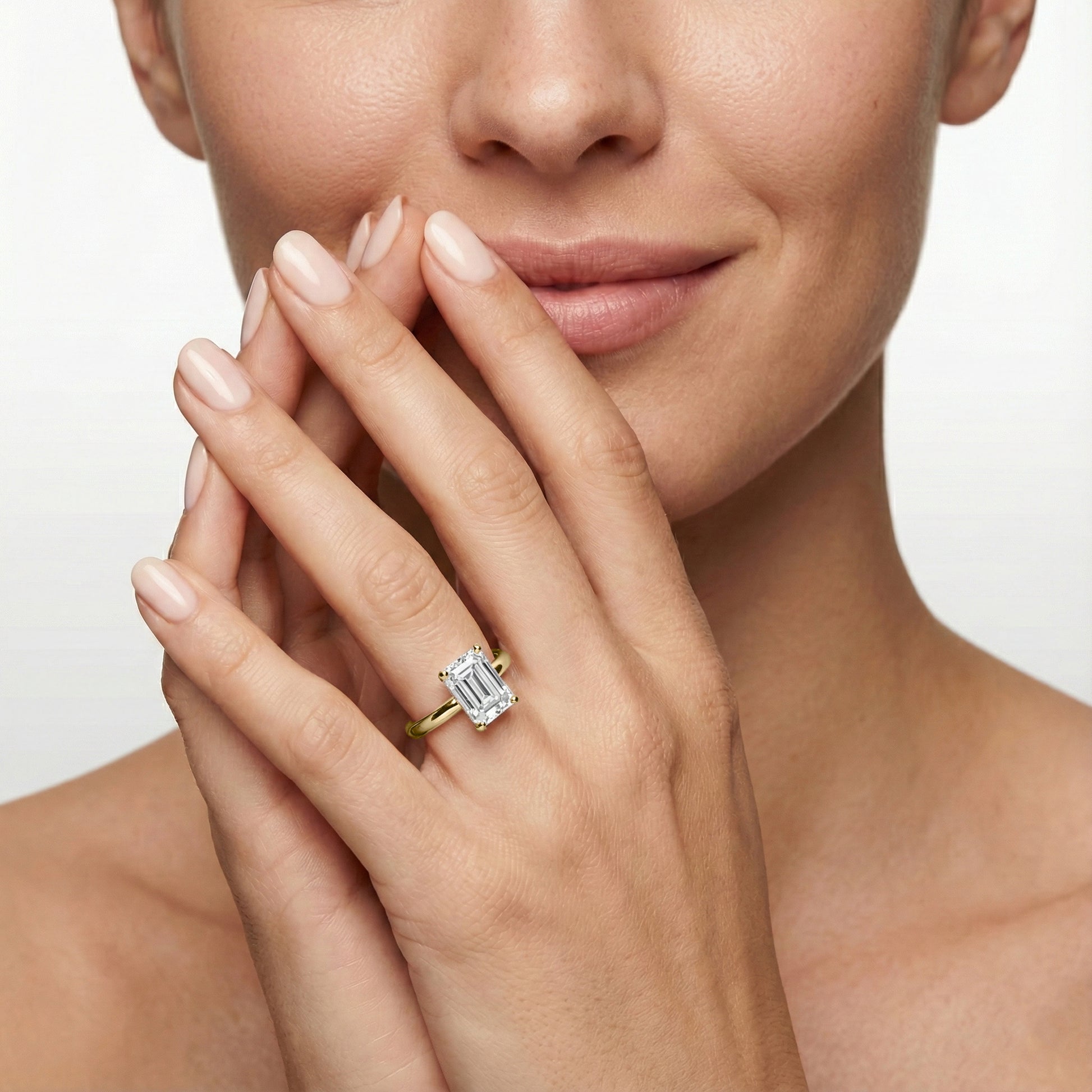 Emilia Solitaire Verlobungsring Smaragdschliff Gelbgold – Lovea