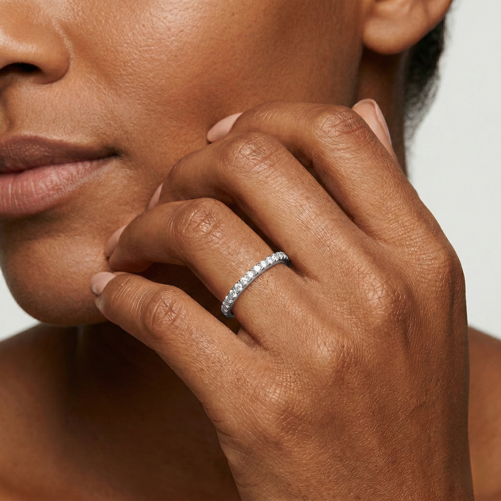Lovea Emma Vorsteckring – Pavé – Weißgold